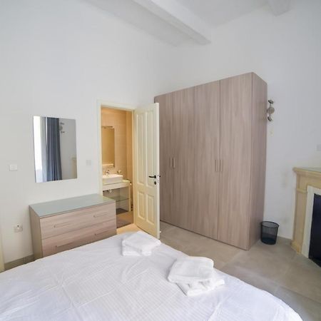 Ca1- City Central Apartment 1 Валетта Экстерьер фото